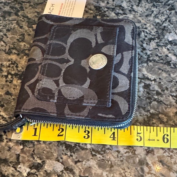 Coach Black and Gray Signature canvas and leather zip around Wallet EUC - Picture 14 of 15